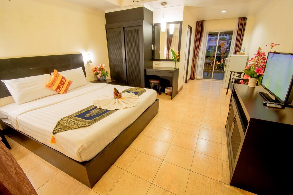 Boss Hotel 3*
