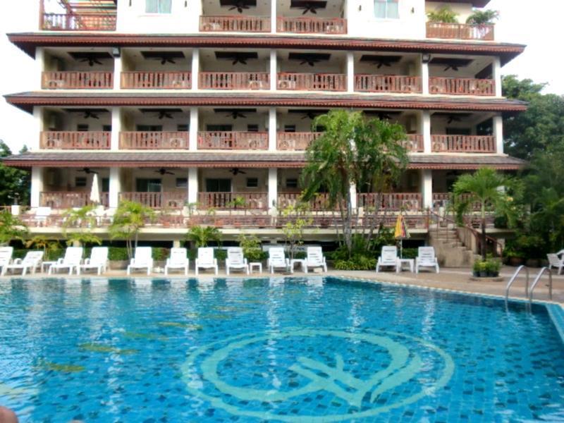 Boss Hotel 3*