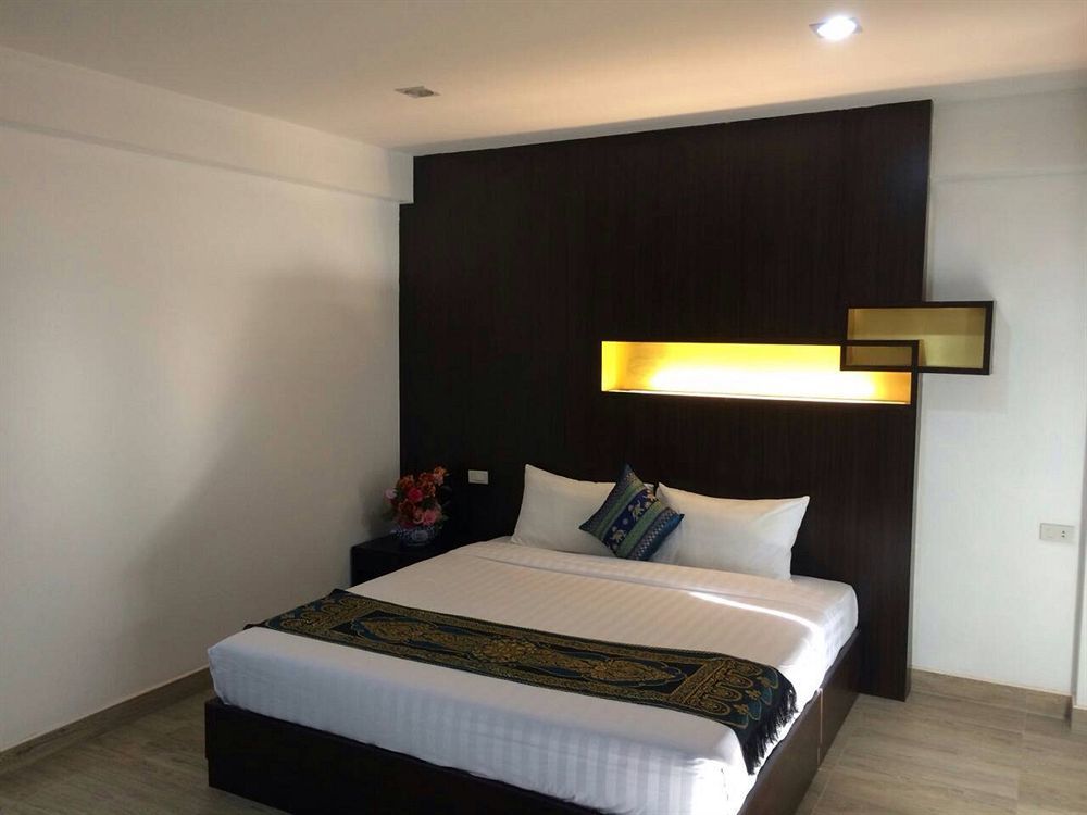 Hotel Boss 3*