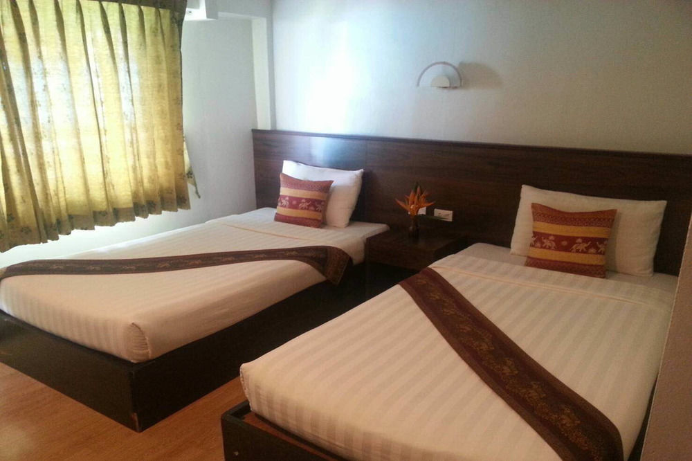 Hotel Boss 3*